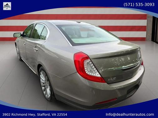 Luxe 2016 Lincoln MKS Base