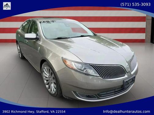 Luxe 2016 Lincoln MKS Base