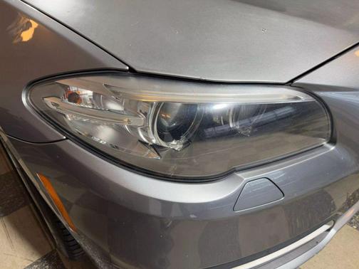 2015 BMW 528 528i Sedan 4D