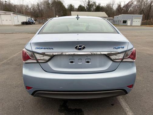 2013 Hyundai SONATA Hybrid Base