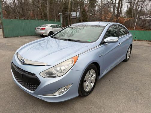 2013 Hyundai SONATA Hybrid Base