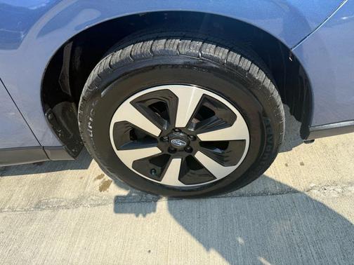 2017 Subaru Forester 2.5i Limited