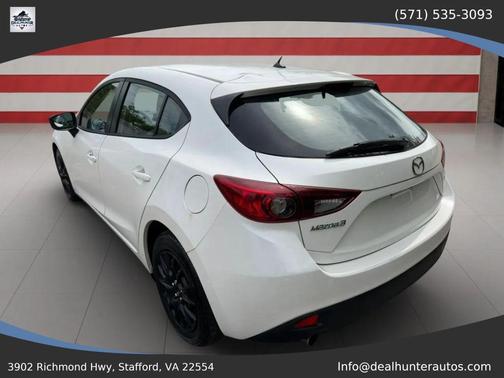 White 2014 Mazda Mazda3 i Sport