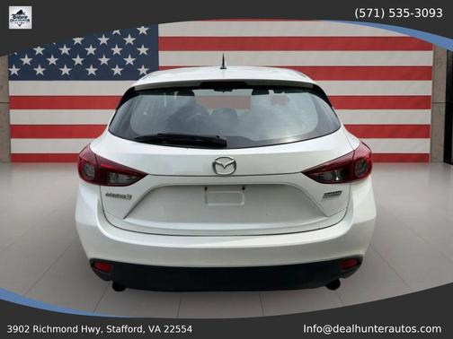 White 2014 Mazda Mazda3 i Sport