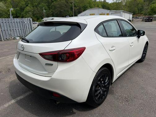 2014 Mazda Mazda3 i Sport