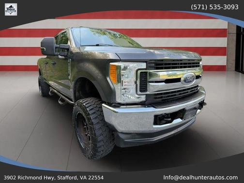 Gray 2017 Ford F-250 XLT