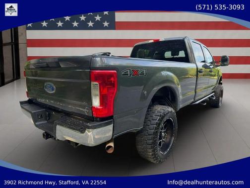 Gray 2017 Ford F-250 XLT