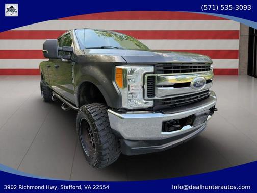 Gray 2017 Ford F-250 XLT