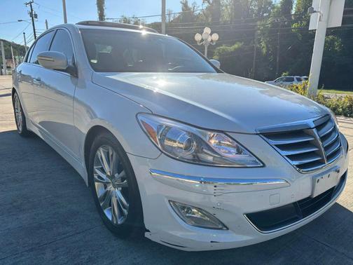 2012 Hyundai Genesis 3.8