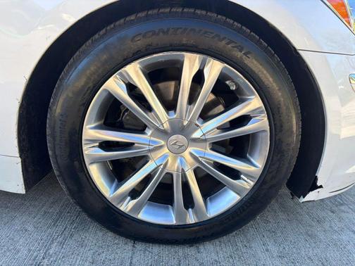 2012 Hyundai Genesis 3.8