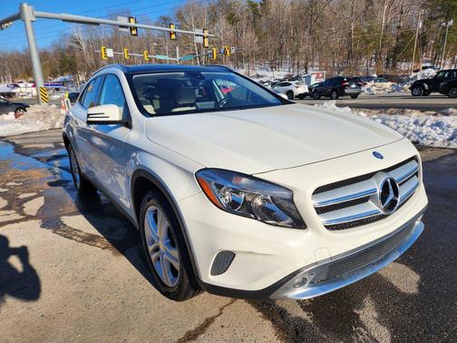 2017 Mercedes-Benz GLA 250 Base