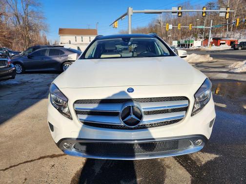 2017 Mercedes-Benz GLA 250 Base