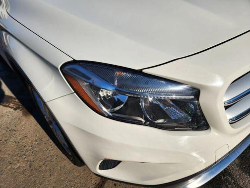 2017 Mercedes-Benz GLA 250 Base