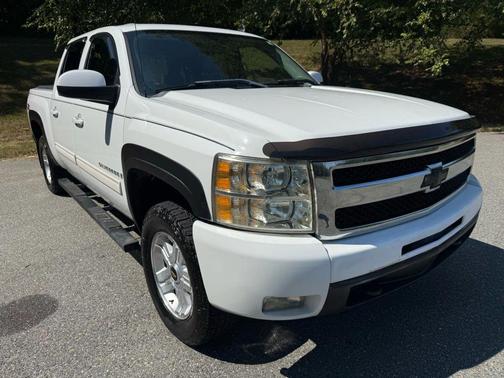2009 Chevrolet Silverado 1500 LTZ Crew Cab