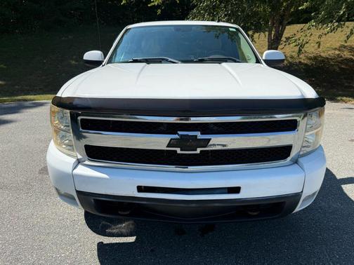 2009 Chevrolet Silverado 1500 LTZ Crew Cab