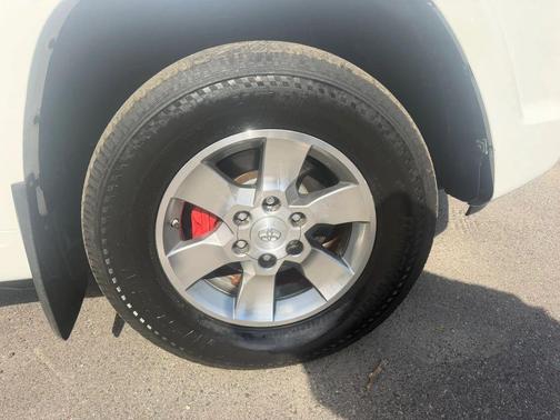 Blizzard Pearl 2012 Toyota 4Runner SR5