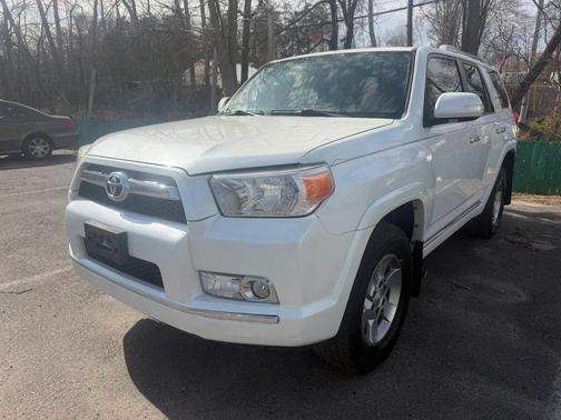 Blizzard Pearl 2012 Toyota 4Runner SR5