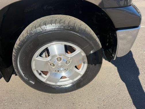Beige 2008 Toyota Tundra SR5