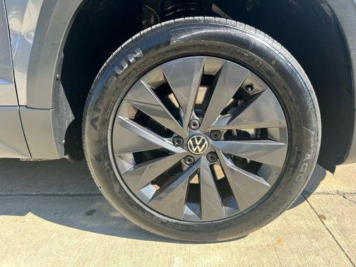 2022 Volkswagen Taos 1.5T S