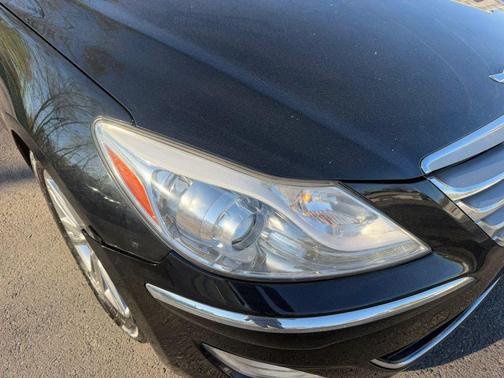2012 Hyundai Genesis 3.8