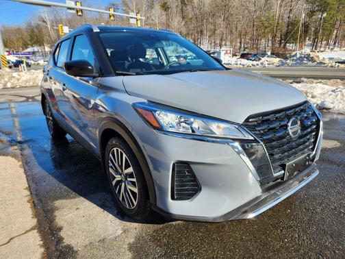 2021 Nissan Kicks SV