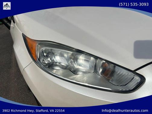 White 2016 Ford Fiesta Titanium