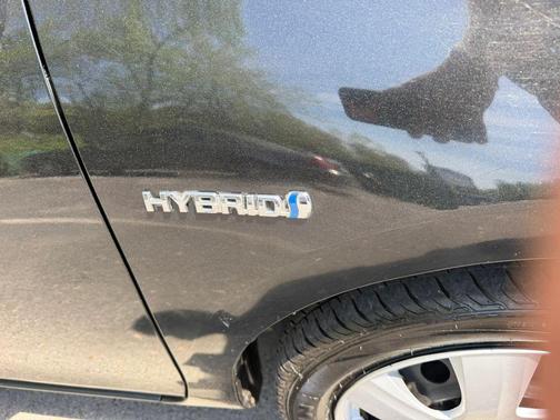 2014 Toyota Prius c Two