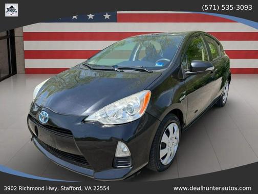 Black 2014 Toyota Prius c Two