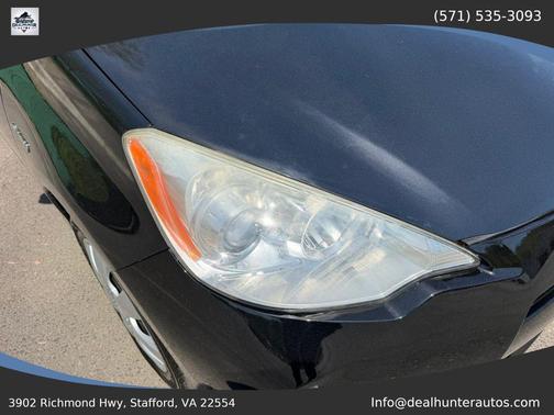 Black 2014 Toyota Prius c Two