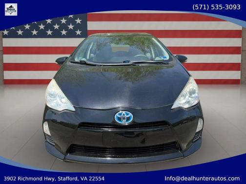 Black 2014 Toyota Prius c Two