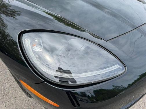 2005 Chevrolet Corvette Base