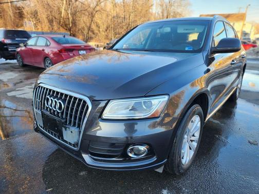 2015 Audi Q5 2.0T Premium Plus