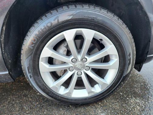 2015 Audi Q5 2.0T Premium Plus