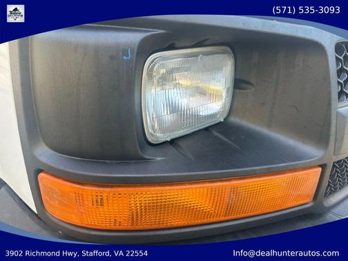 White 2017 Chevrolet Express 2500 Work Van