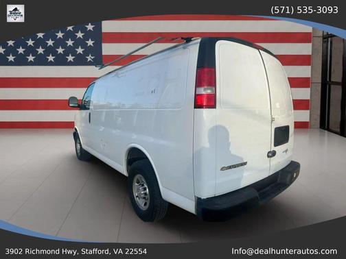 White 2017 Chevrolet Express 2500 Work Van