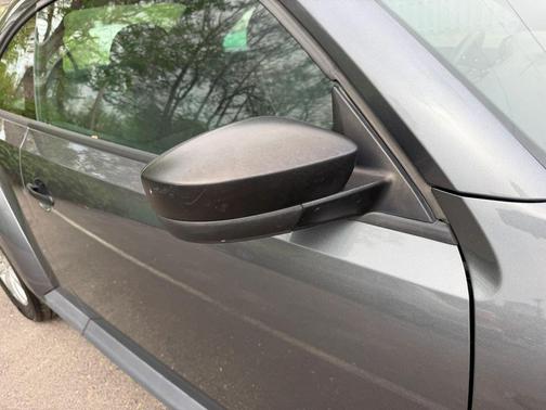 2013 Volkswagen Beetle 2.5L