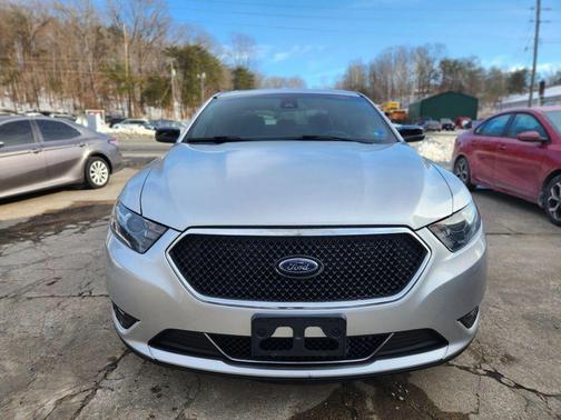 2017 Ford Taurus SHO