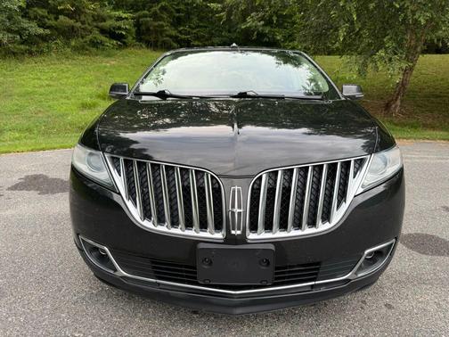 2014 Lincoln MKX Base