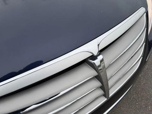 2012 Hyundai Genesis 3.8