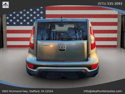 Bright Silver Metallic 2013 Kia Soul Base