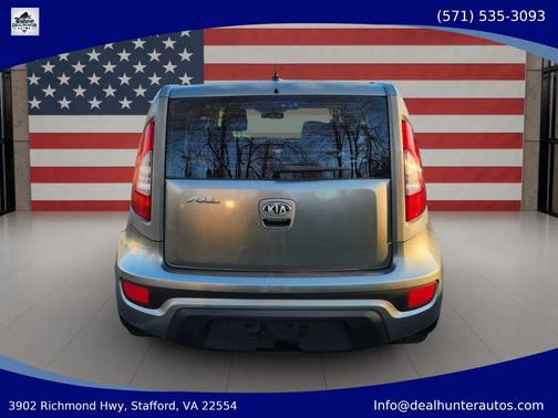 Bright Silver Metallic 2013 Kia Soul Base