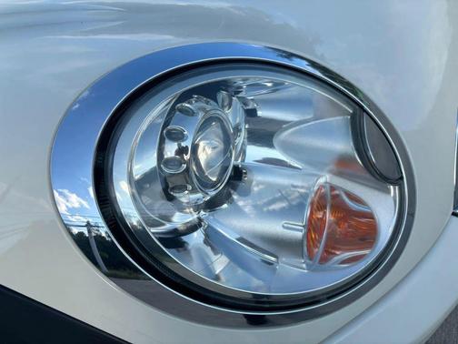 2008 MINI Cooper Base