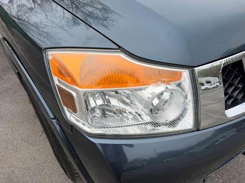 2013 Nissan Armada SL