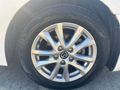 2016 Mazda Mazda3 i Sport