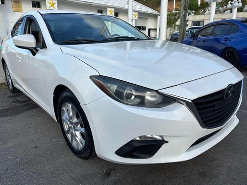 2016 Mazda Mazda3 i Sport