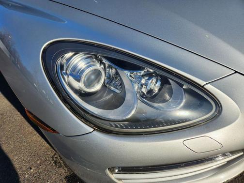 2012 Porsche Cayenne Cayenne