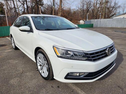 2018 Volkswagen Passat 2.0T SE