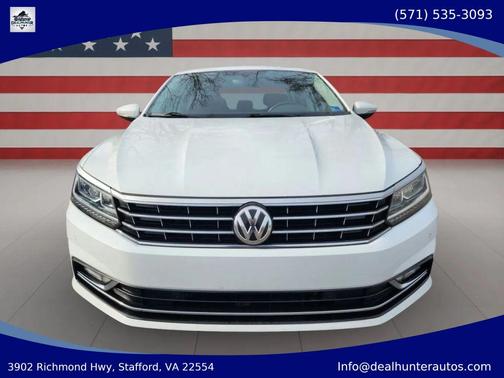 White 2018 Volkswagen Passat 2.0T SE