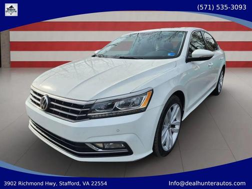 White 2018 Volkswagen Passat 2.0T SE
