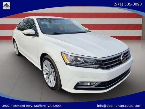 White 2018 Volkswagen Passat 2.0T SE